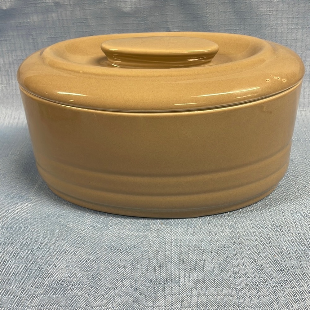 Hall China for Westinghouse Tan Refrigerator Container with Li…